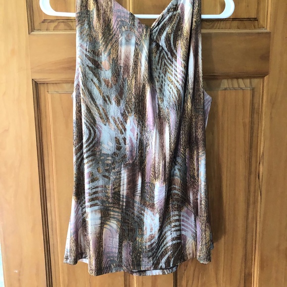 Top - Picture 2 of 2